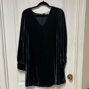 LOFT Green Velvet Long Sleeve Dress